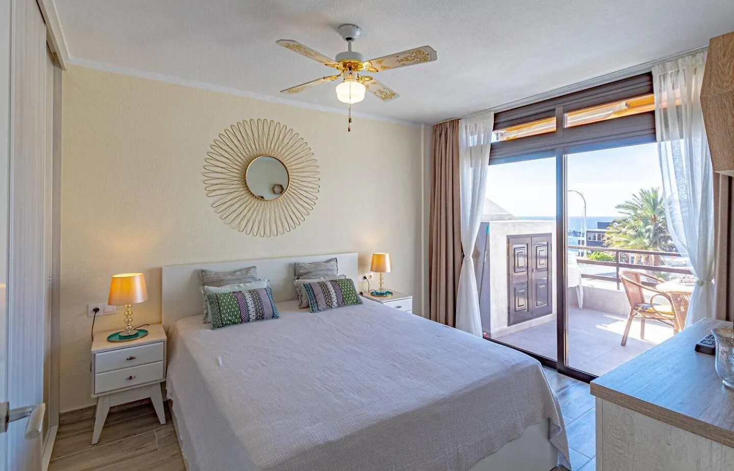 Panoramic View Sunflower By Dream Homes Tenerife Puerto de Santiago  Lejlighed Puerto de Santiago (Tenerife)